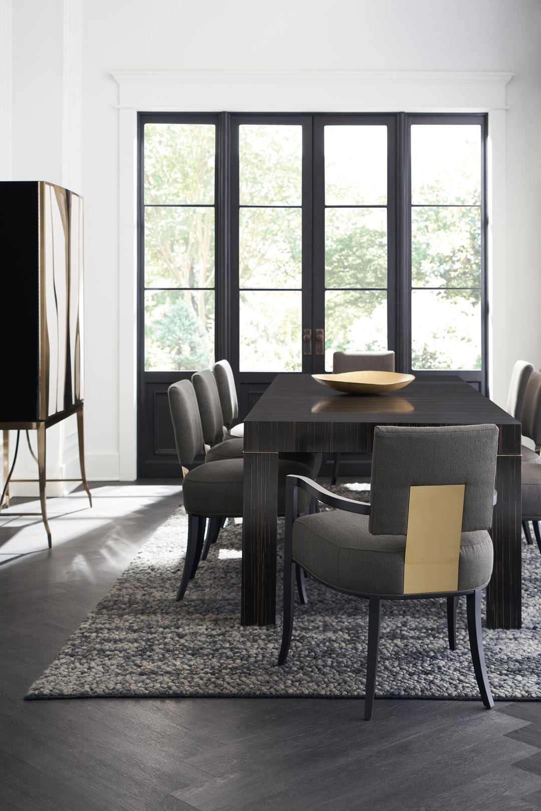 Caracole Metropolitan - Uptown Bar bar cabinet SIG-021-511 from Instylior