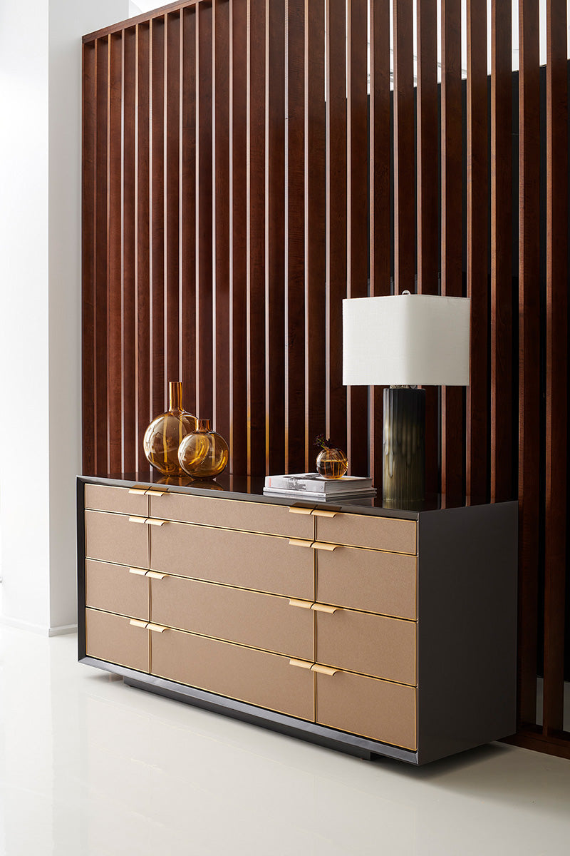 Caracole All Wrapped Up Kommode   CLA-020-011 von Instylior