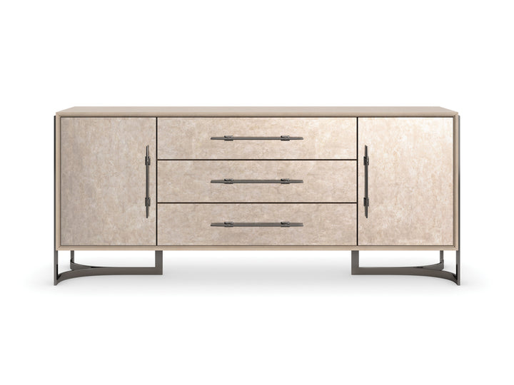 Caracole Foiled Again Sideboard   CLA-021-211 von Instylior