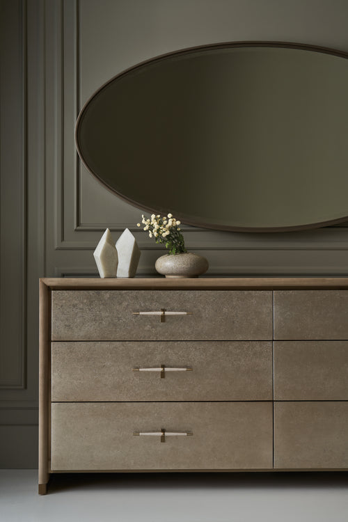 Caracole Hang Up Kommode   CLA-022-013 von Instylior