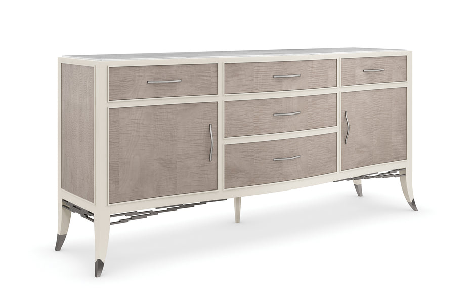 Caracole Break From Tradition Sideboard   CLA-422-211 von Instylior