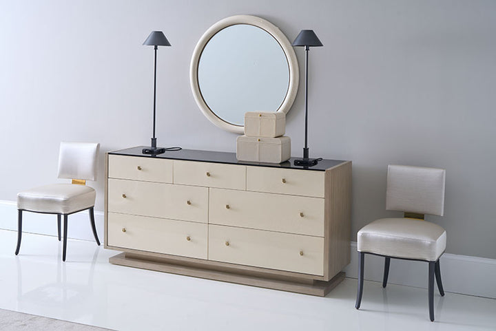 Caracole Kommode Dresser CLA-423-011 von Instylior