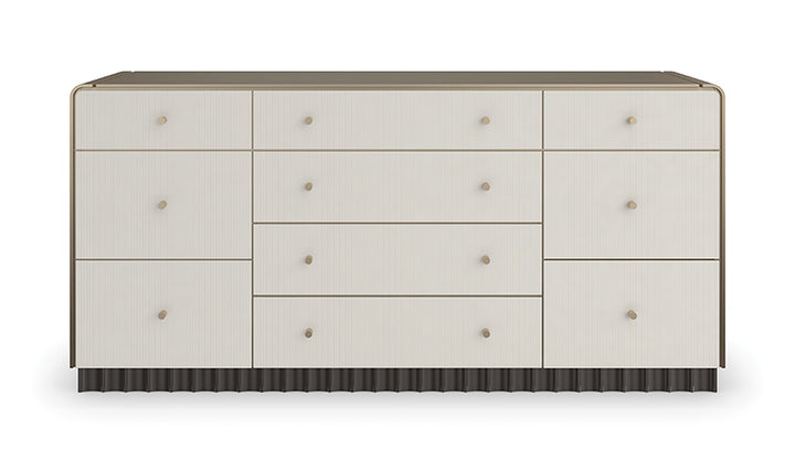 Caracole Kommode Dresser CLA-423-013 von Instylior