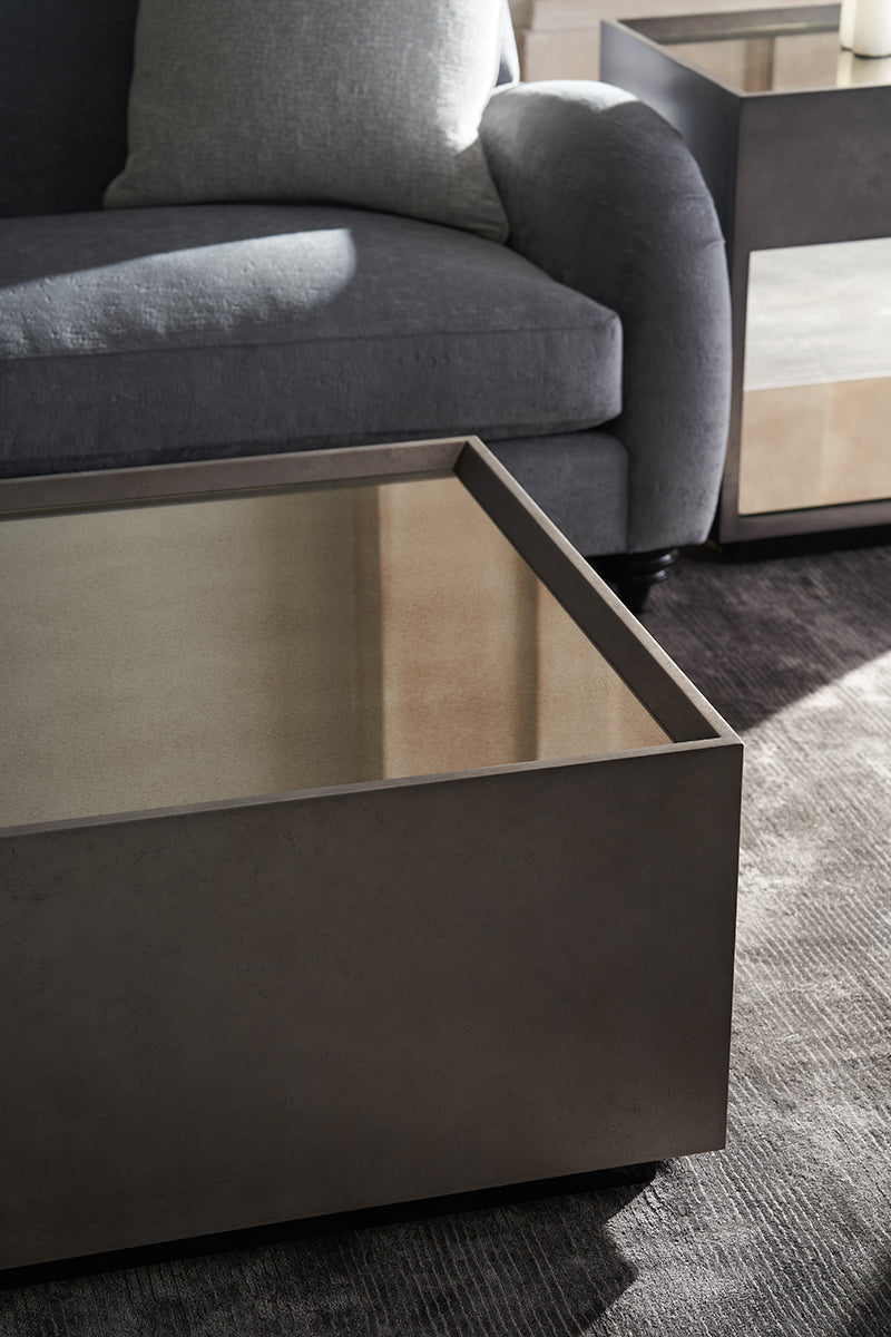 Caracole Dark Matter Couchtisch   CLA-423-402 von Instylior