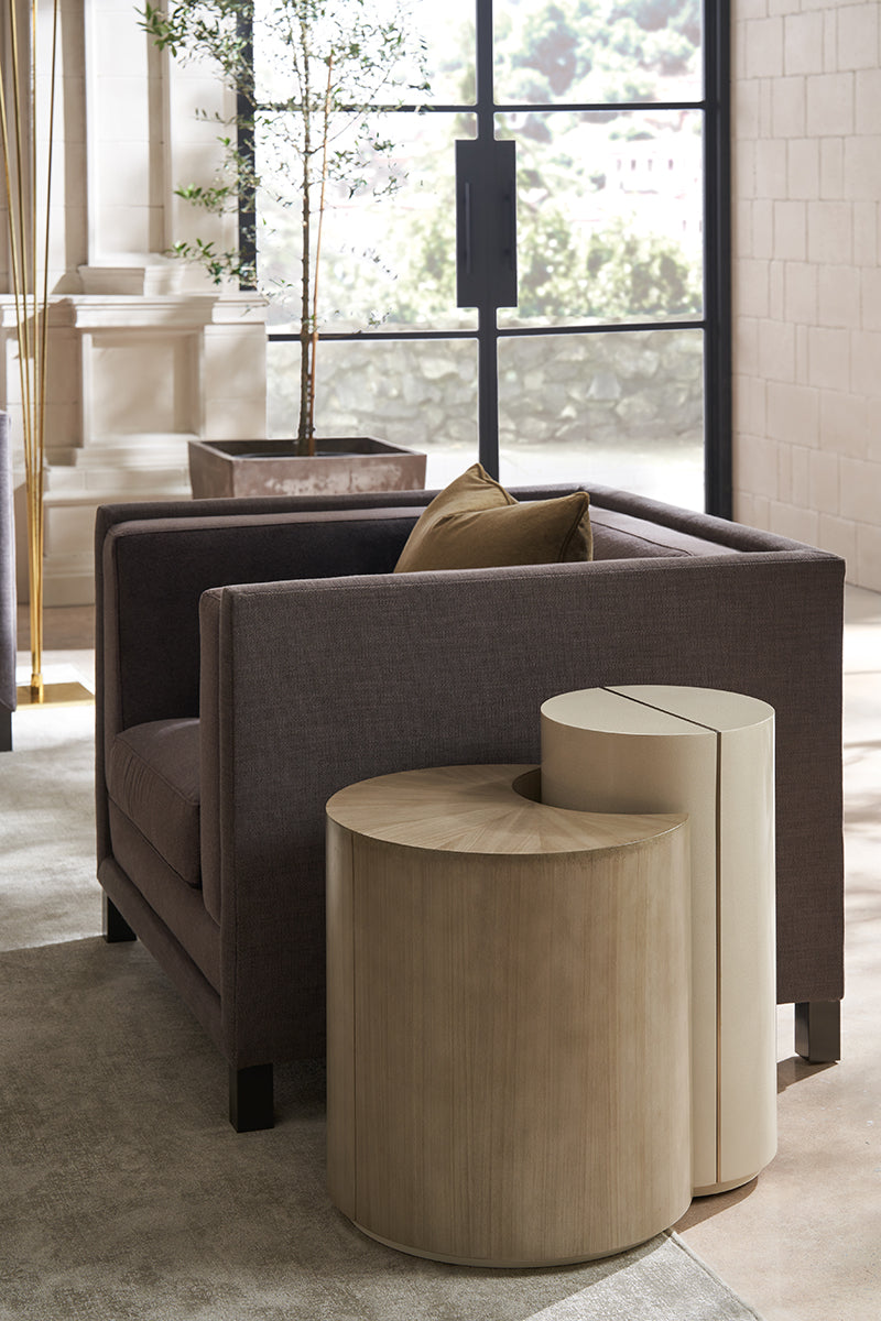 Caracole Duality Beistelltisch   CLA-423-424 von Instylior