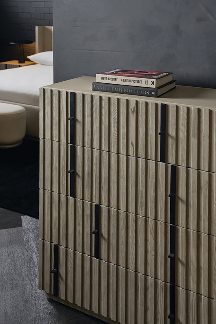 Kelly Hoppen by Caracole Kommode Dresser KHC-022-052 von Instylior