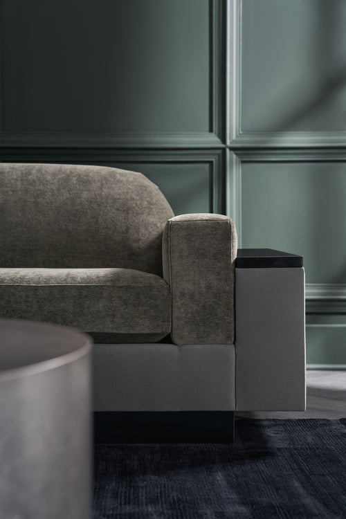 Caracole Signature Stellar Sofa   SGU-423-111-A von Instylior