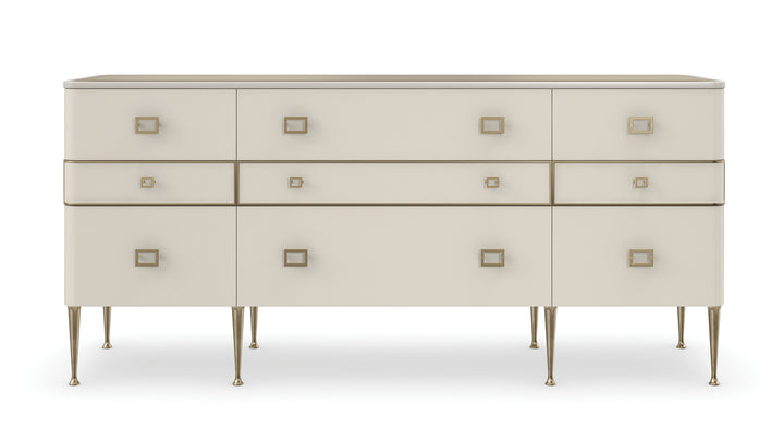 Caracole Signature Curtain Call Kommode   SIG-021-011 von Instylior