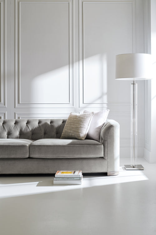 Caracole Tuft Guy Sofa   UPH-019-013-A von Instylior