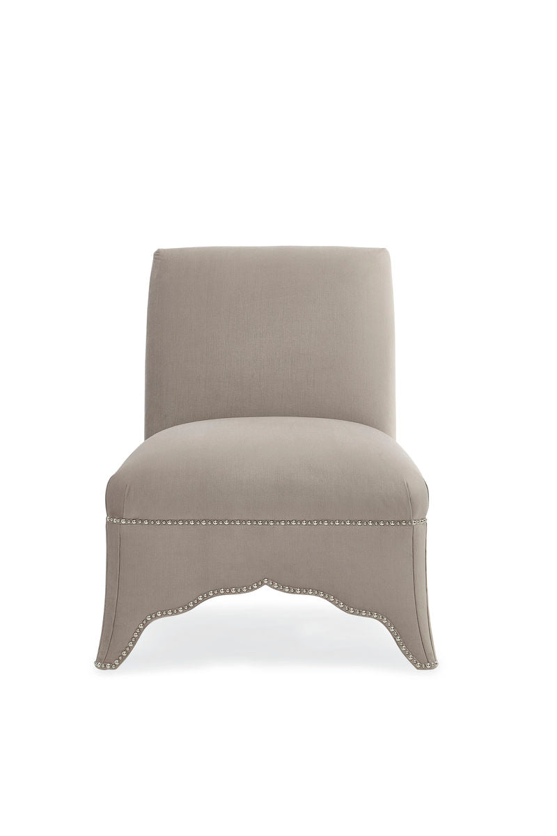 Caracole Lady Slipper Sessel   UPH-418-031-A von Instylior