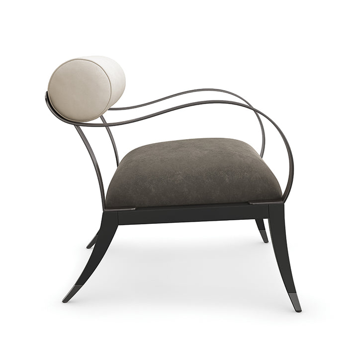 Caracole Homage Sessel   UPH-423-231-A von Instylior