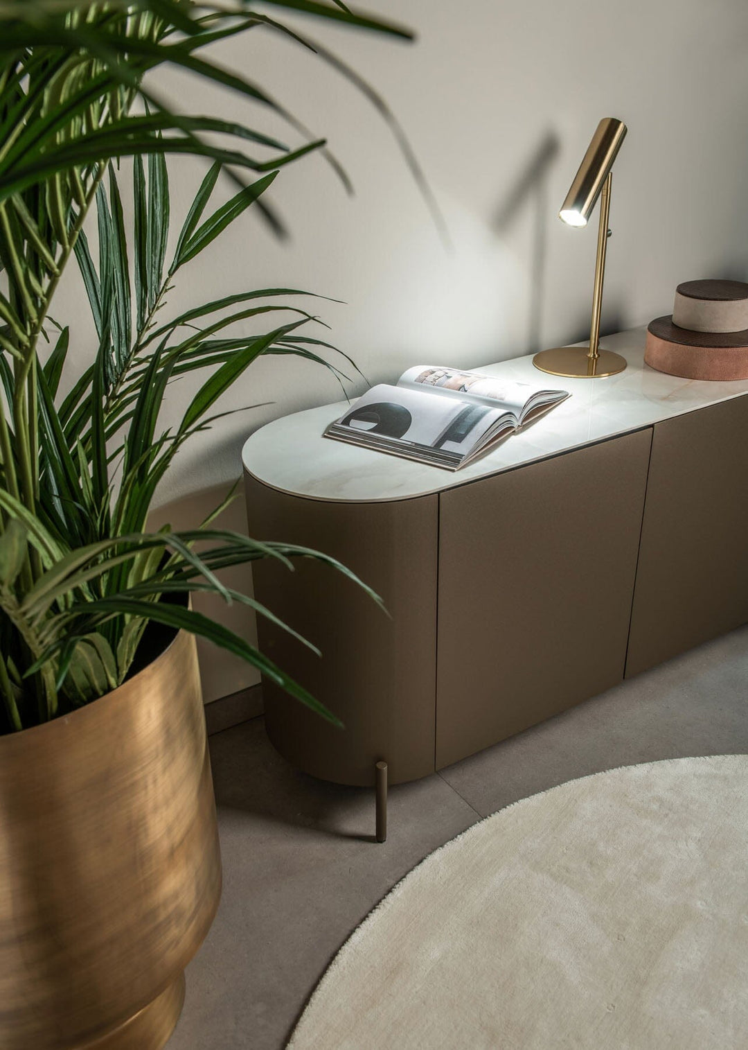 Dôme Deco Gianni Tischlampe LI2-S5/GO von instylior Tischlampen Dôme Deco