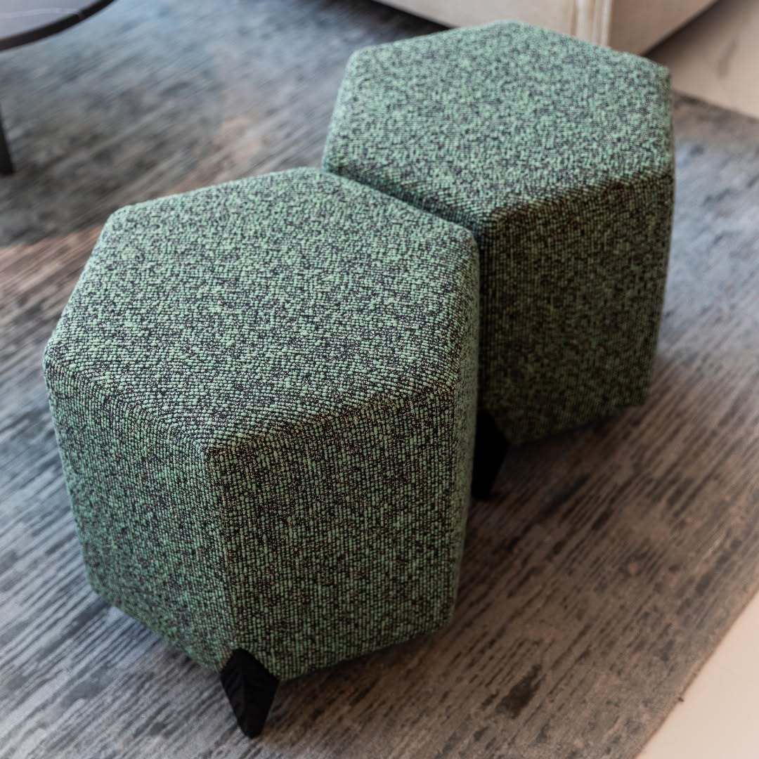 Christopher Guy beautiful double stool 60-0754 from Instylior
