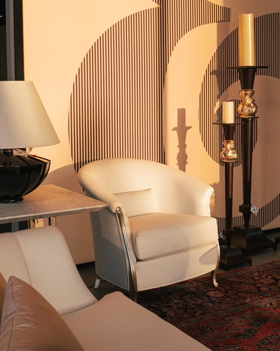 Christopher Guy elegant armchair 60-0385 from Instylior