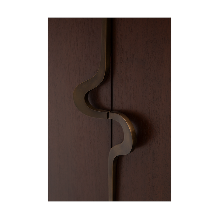 Christopher Guy Nachttisch 84-0064 – Detailansicht 1