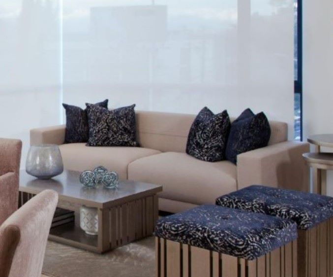Adriana Hoyos Couchtisch  HS19-200 von instylior