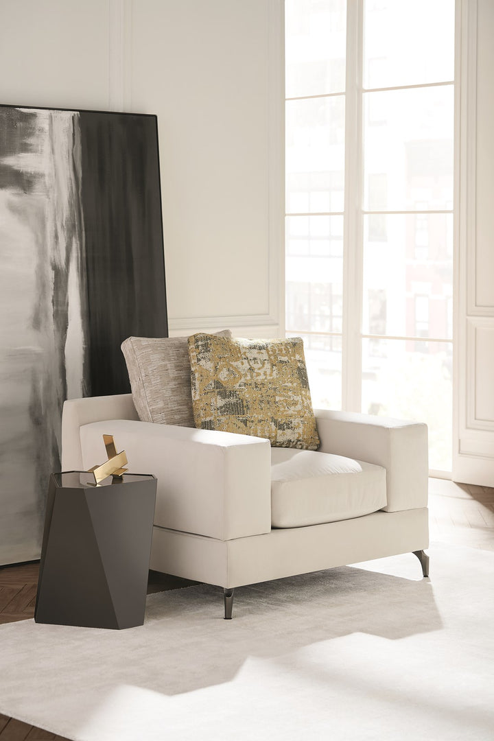 Caracole Signature side table SIG-416-472 from Instylior