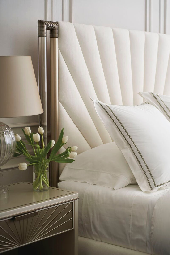 Caracole Bett Queensize C113-422-101 von Instylior