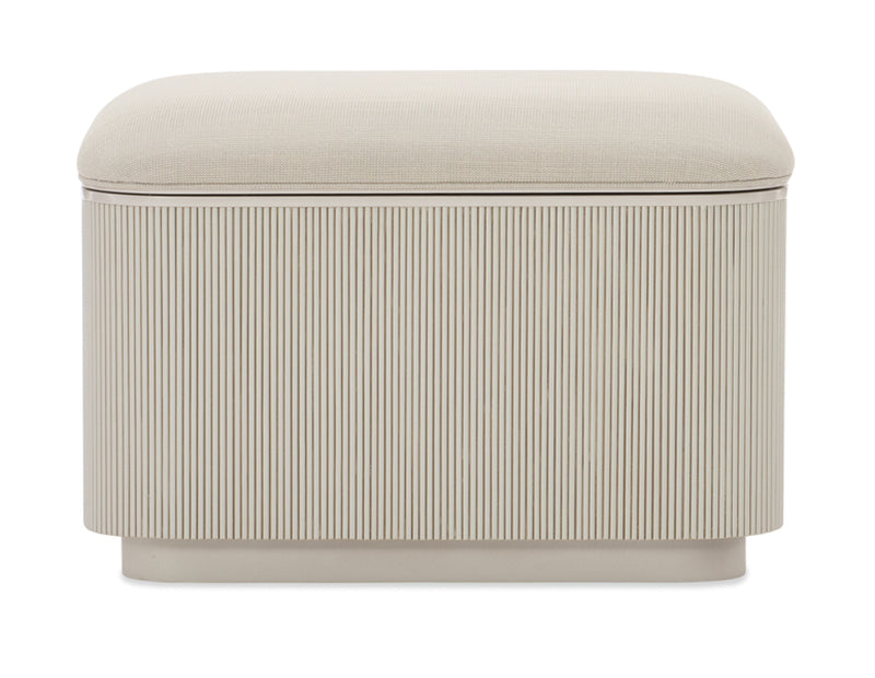 Caracole For The Love Of Hocker   CLA-019-081 von Instylior