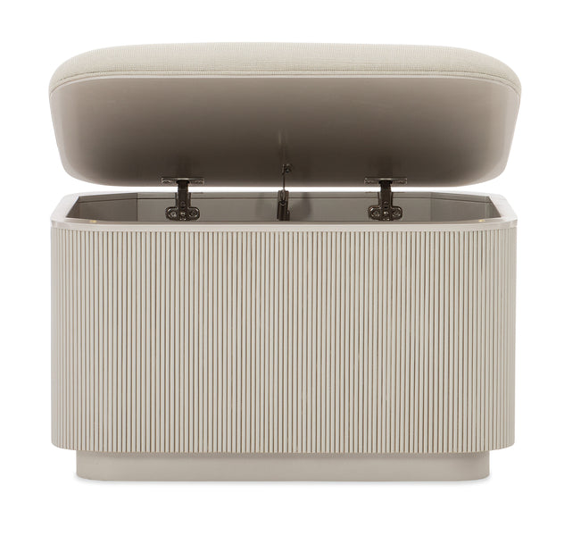 Caracole For The Love Of Hocker   CLA-019-081 von Instylior