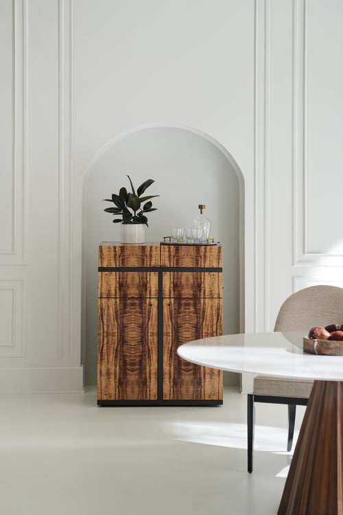 Caracole Top Shelf Barschrank Bar   CLA-020-511 von Instylior