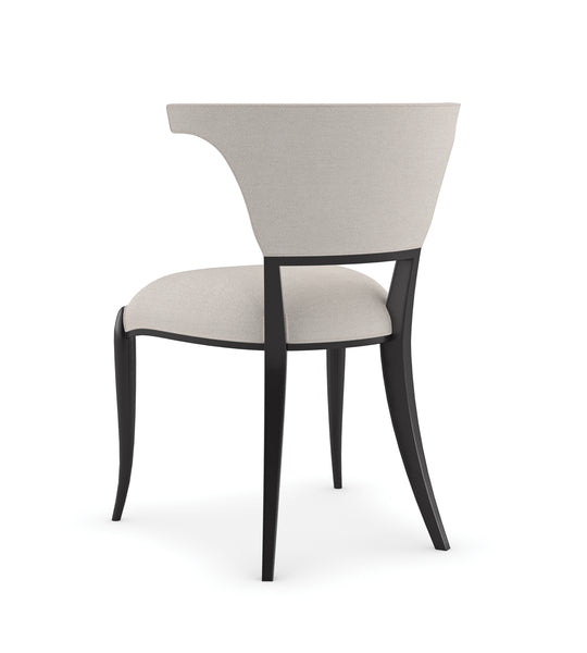 Caracole Be My Guest Stuhl   CLA-021-282 von Instylior