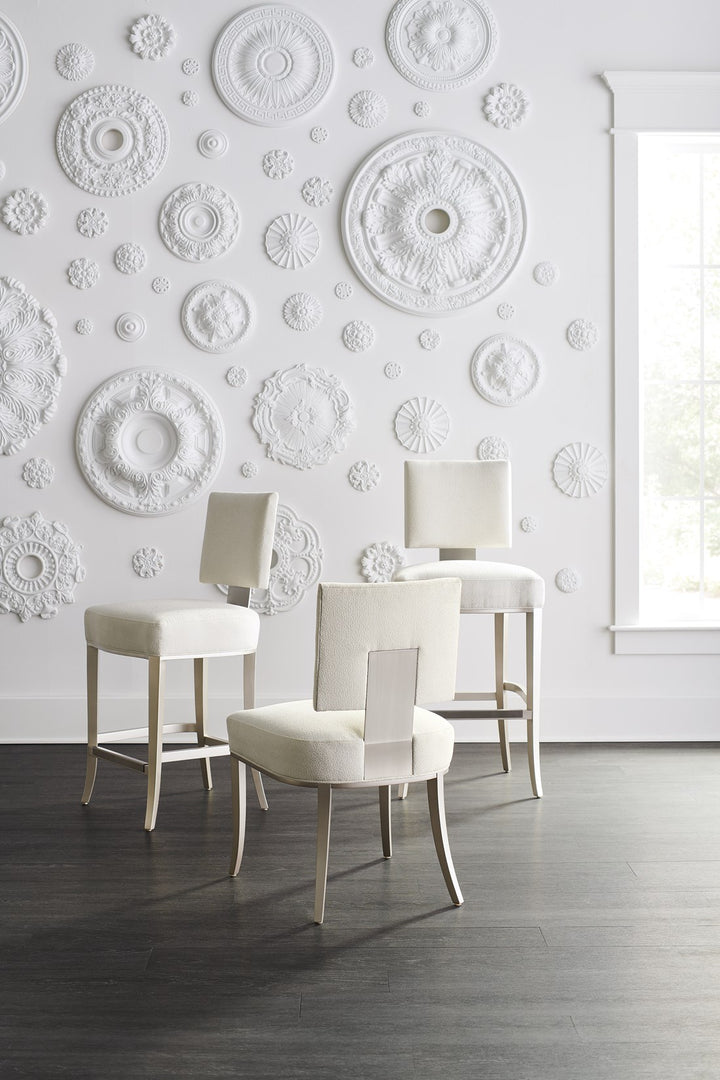Caracole Reserved Seating Barhocker   CLA-420-304 von Instylior