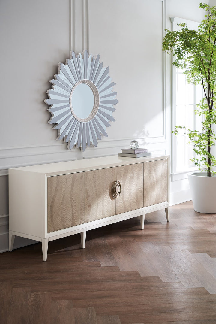 Caracole Now Streaming Media Sideboard   CLA-422-533 von Instylior