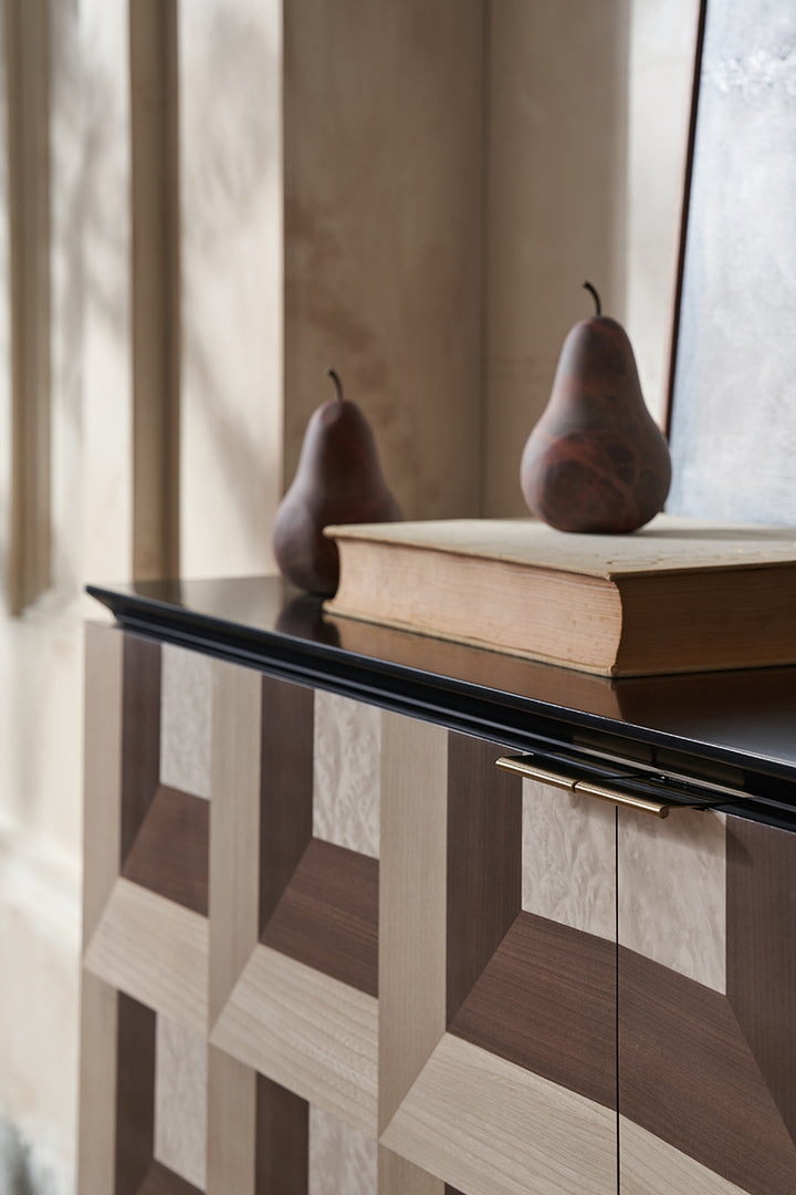 Caracole Sideboard Buffet CLA-423-461 von Instylior