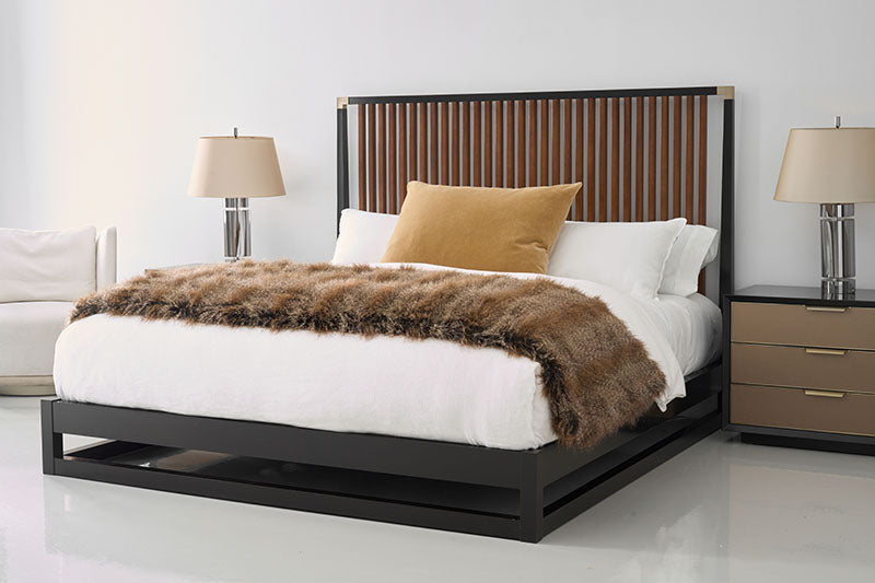 Caracole  Pinstripe Slatted Dark Bett Kingsize CLA-424-127 von instylior