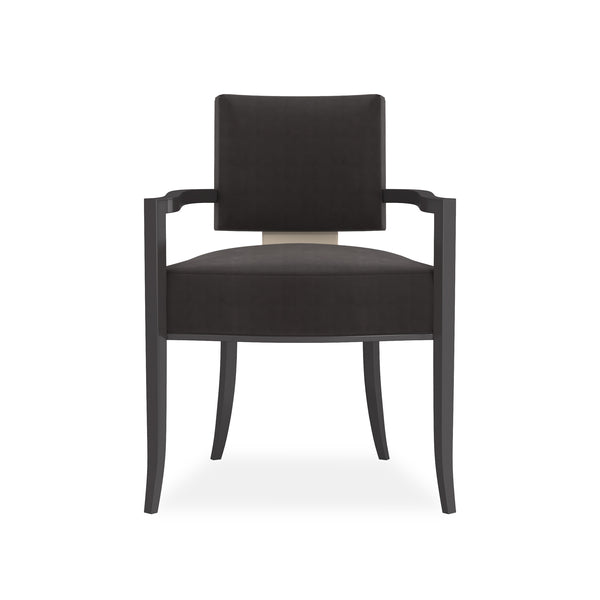 Caracole  Reserved Seating Arm  Stuhl  CLA-424-275C von instylior
