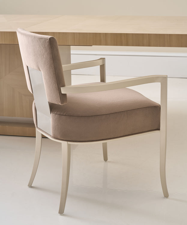 Caracole  Reserved Seating Arm  Stuhl  CLA-424-275H von instylior