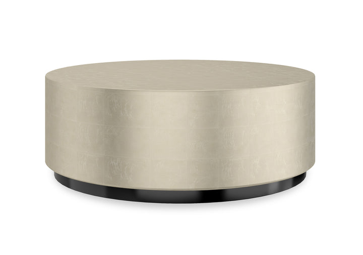 Caracole  Cocktail Couture Round Couchtisch  CLA-424-404 von instylior