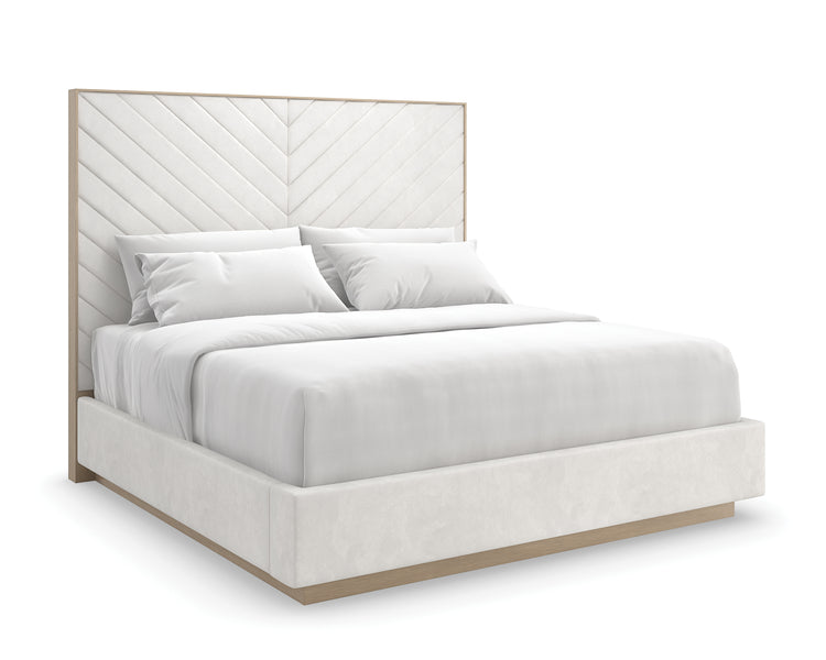 Caracole  Meet U In The Middle Bett Queensize CLA-5423-102-C von instylior