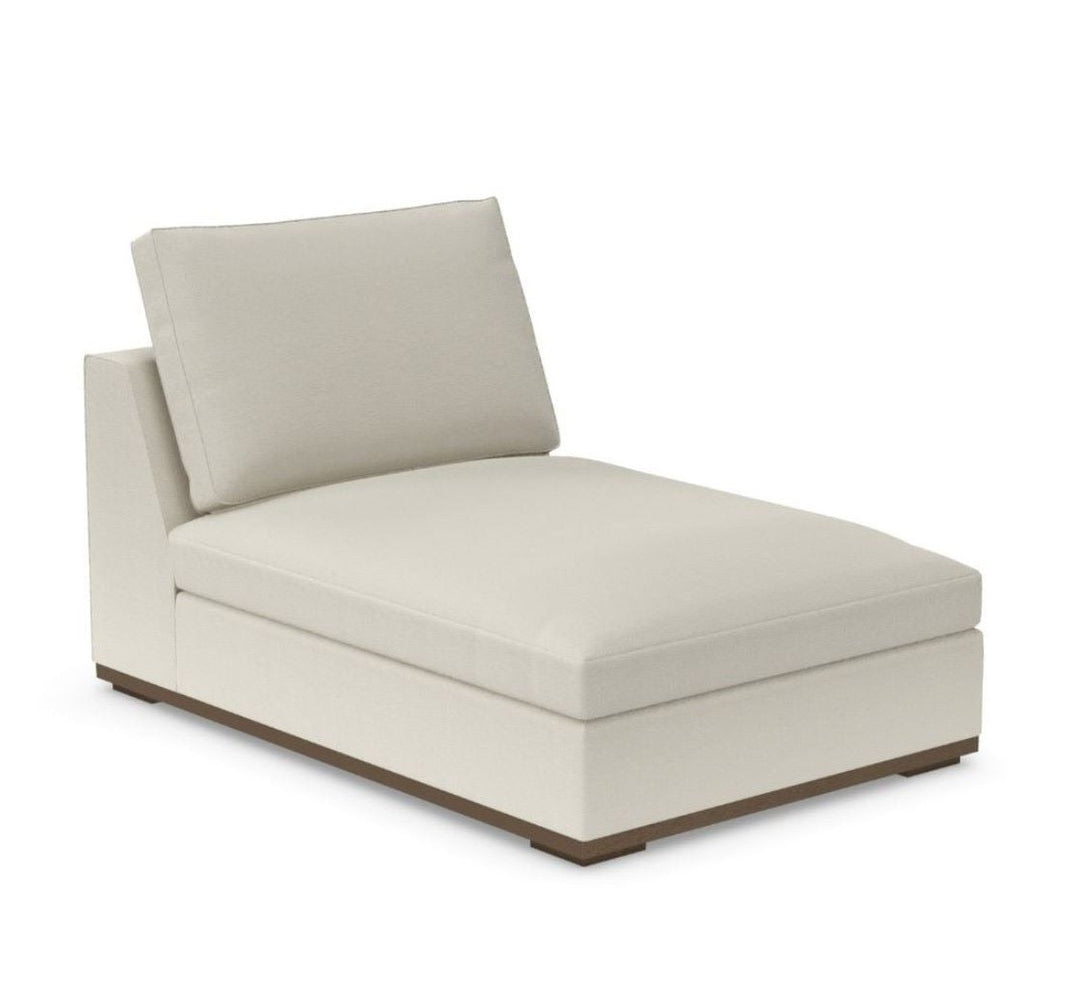 Adriana Hoyos Chaise GS47-110 by instylior