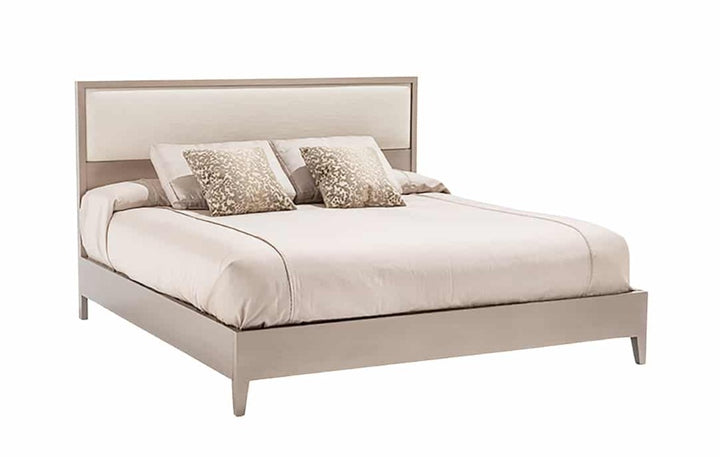 Adriana Hoyos Bett Queensize  HS26-201Q von instylior