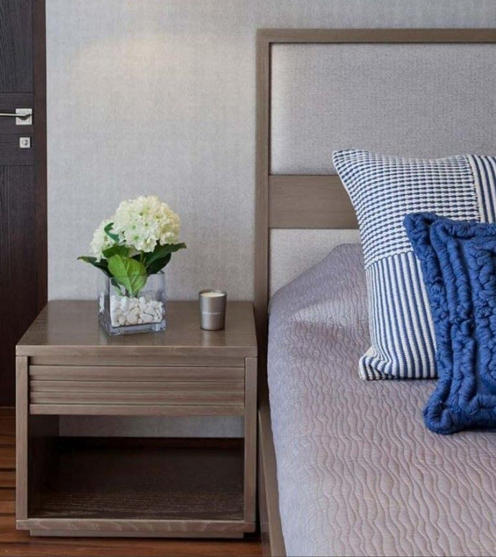 Adriana Hoyos Wide Single Bed HS26-200F by instylior