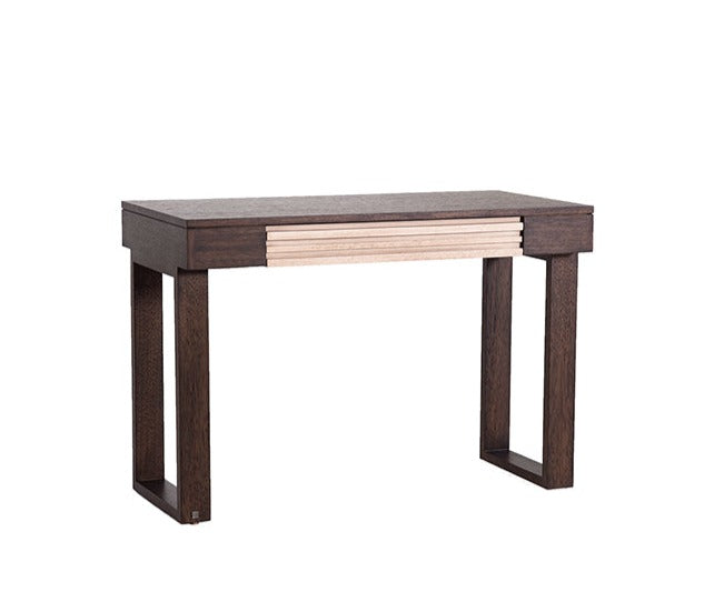 Adriana Hoyos desk HS36-110 by instylior