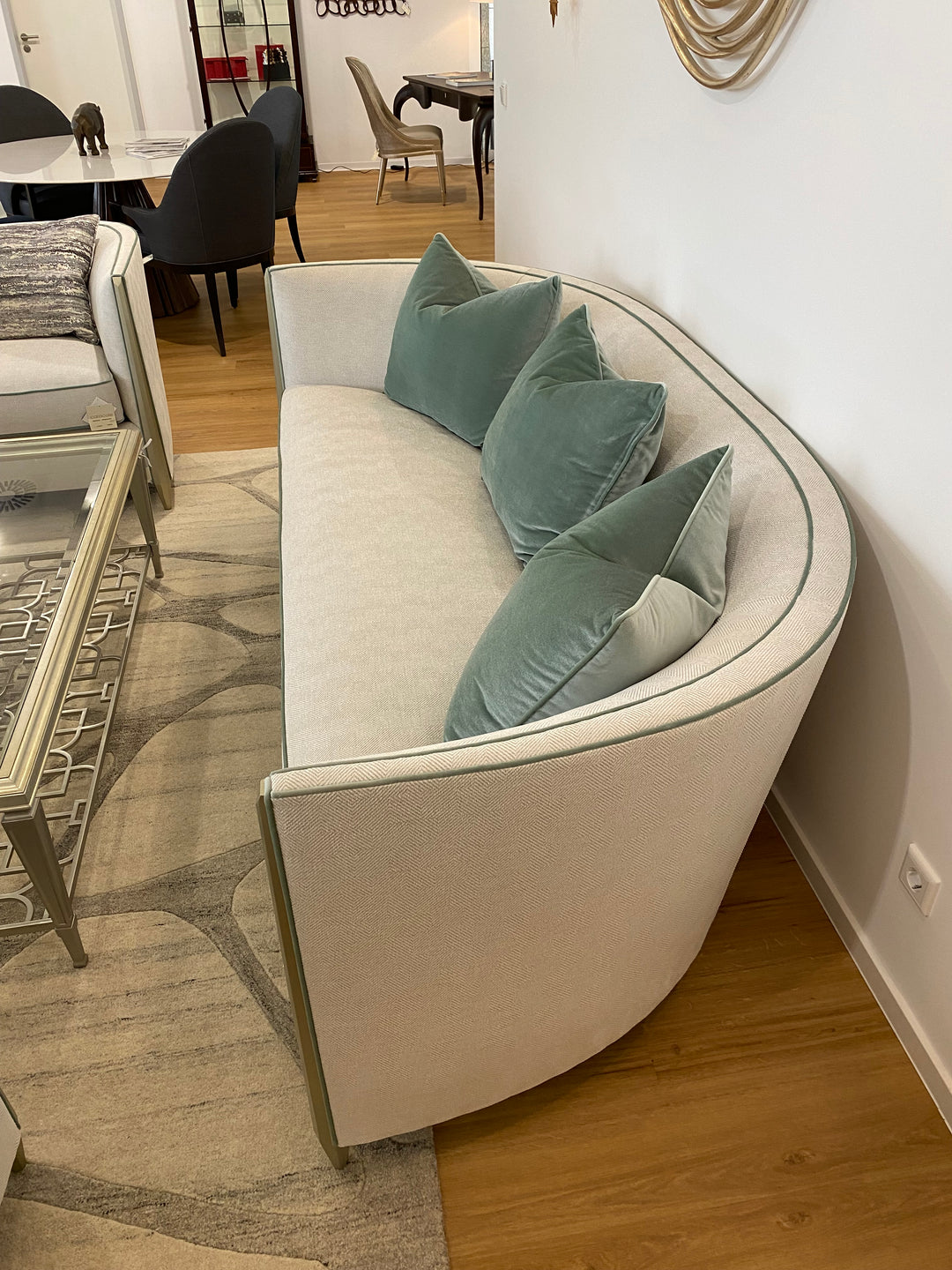 Caracole Piping Hot Sofa UPH-420-012-A from Instylior