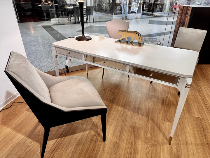 Caracole Moment Of Clarity dressing table CLA-419-451 from Instylior