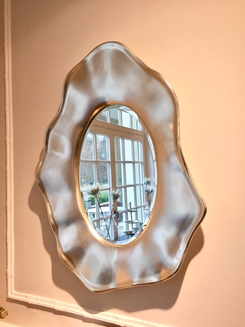 Christopher Guy handgeschnitzter Spiegel oval  50-2988 Größe (A) von Instylior