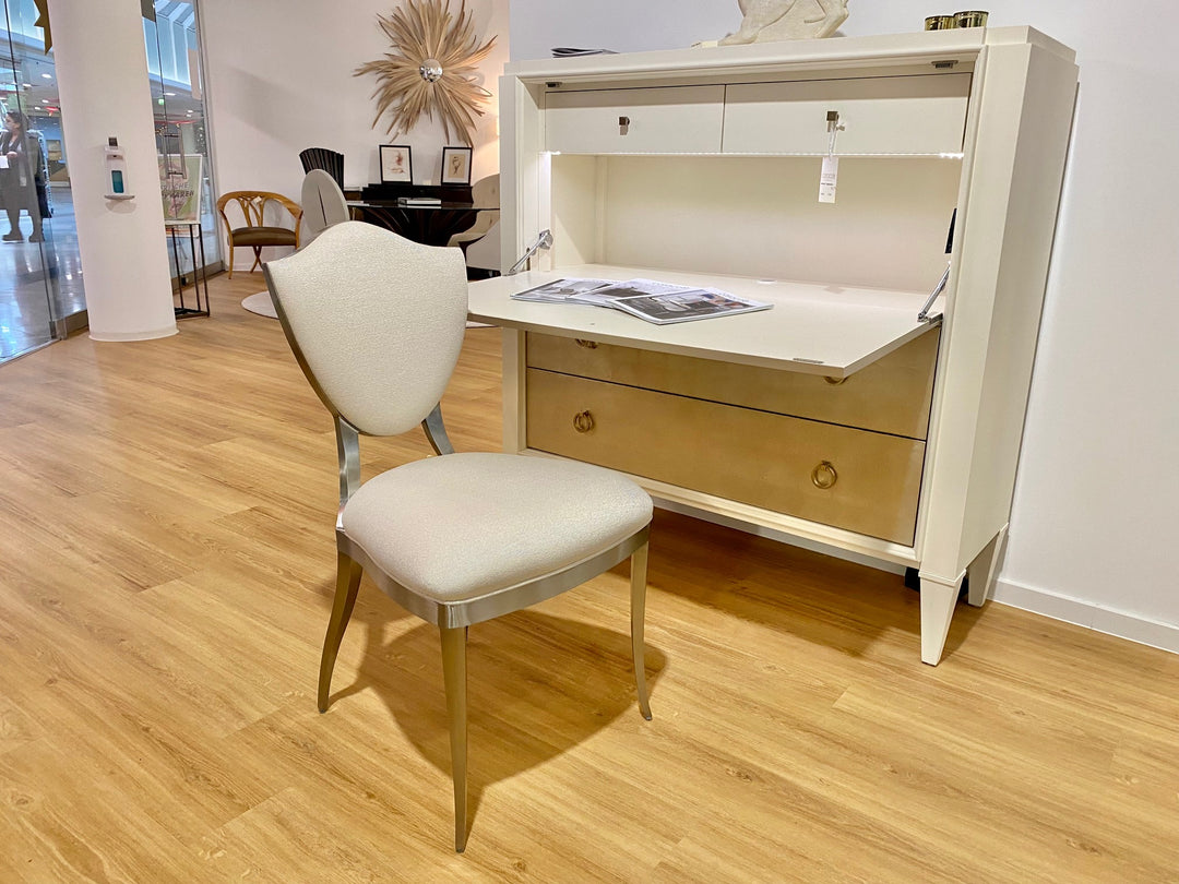 Caracole Shield Me Stuhl   CLA-420-282 von Instylior