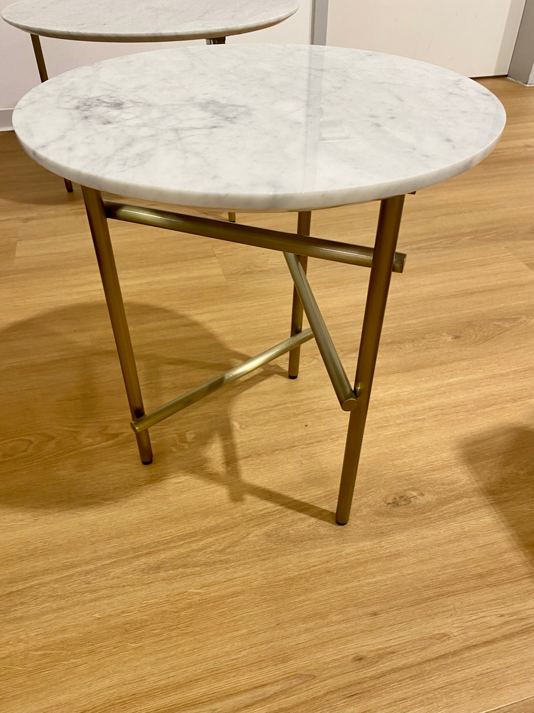 Caracole Beistelltisch M101-419-414 von Instylior