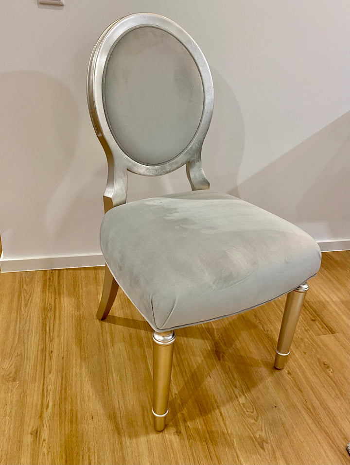 Caracole Chit Chat Chair CLA-019-286 from Instylior