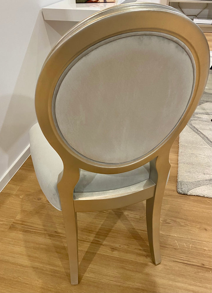 Caracole Chit Chat Chair CLA-019-286 from Instylior
