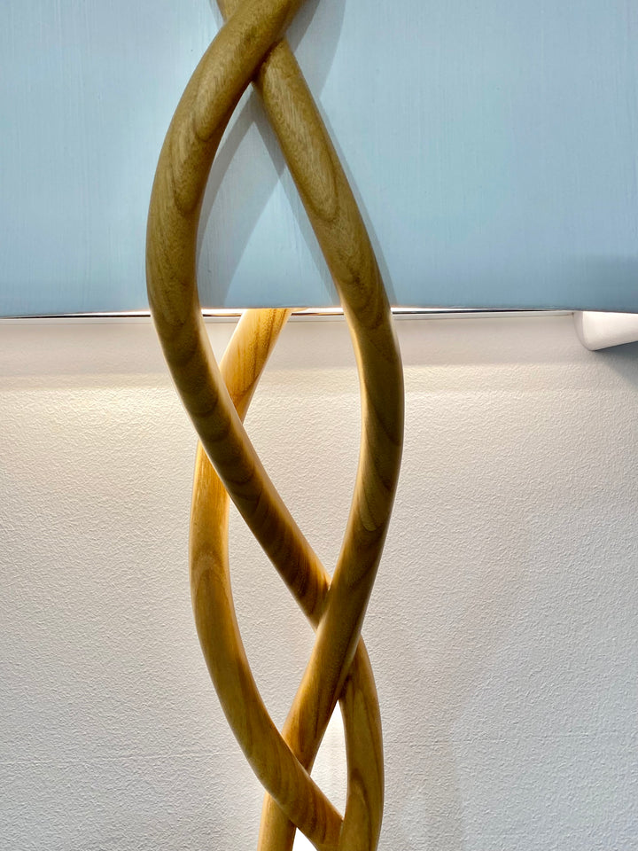 Christopher Guy hand carved wall lamp 90-0040 from Instylior