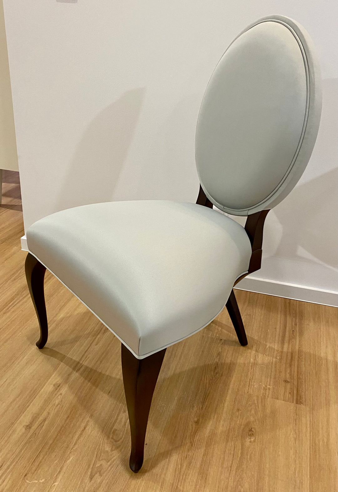 Christopher Guy eleganter Stuhl  30-0094  von Instylior
