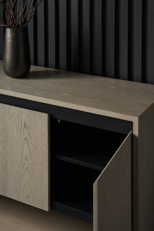 Caracole Kelly Hoppen  Harper  Sideboard Buffet  KHC-023-251 von instylior