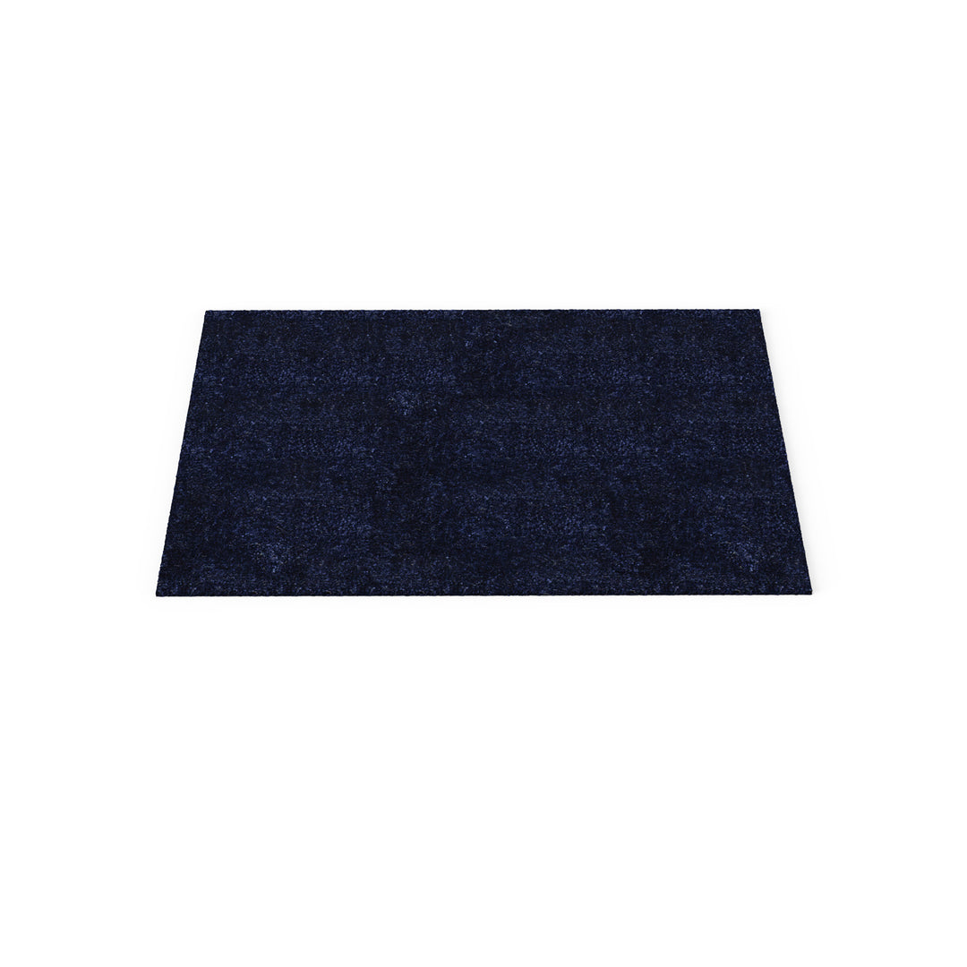 Dôme Deco LAKE Teppich 140 × 200 in Dunkelblau – rechteckiger Designteppich für elegante Wohnräume