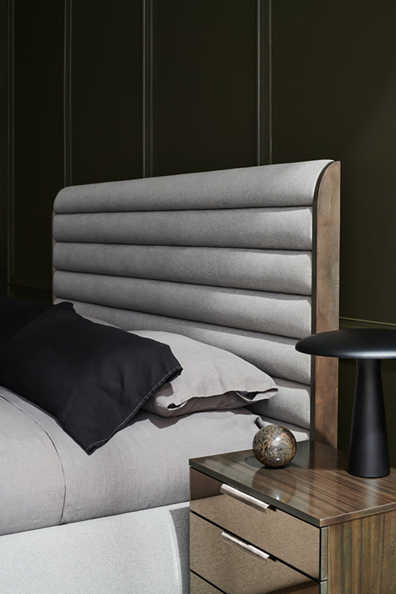 Caracole Bett Kingsize M133-421-121 von Instylior